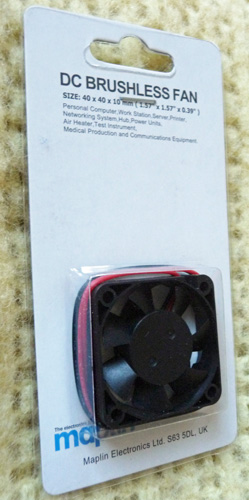 P1180726_fan-on-card_cr_en_lo.jpg